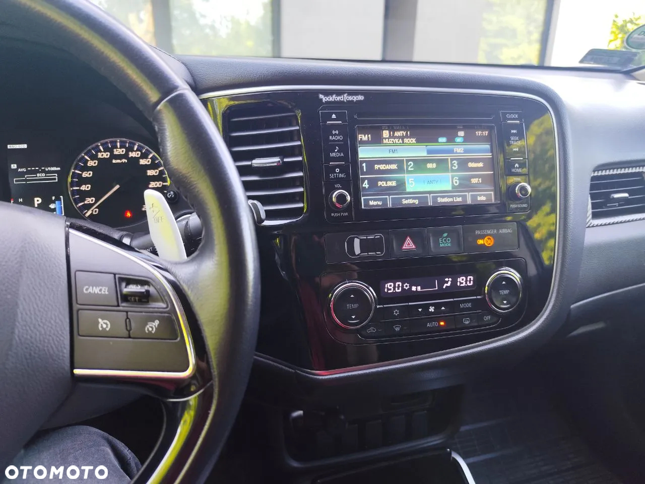 Mitsubishi Outlander 2.2 DID Intense + 4WD - 11