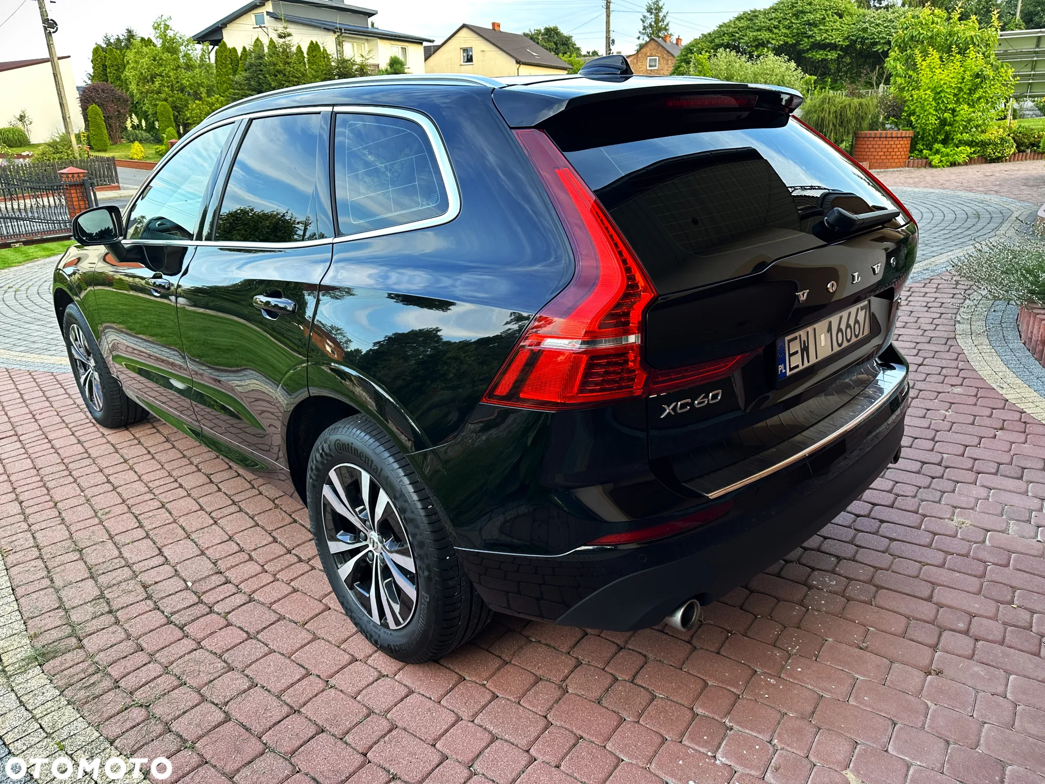 Volvo XC 60 D4 Momentum Pro - 17