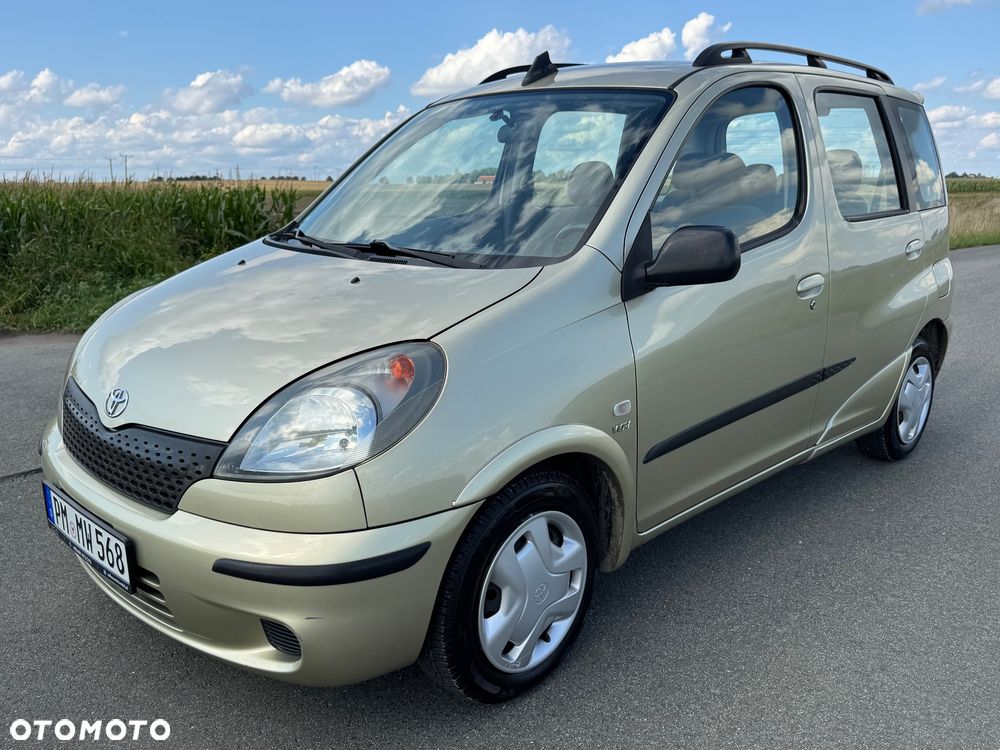 Toyota Yaris Verso 1.3 Sol - 20