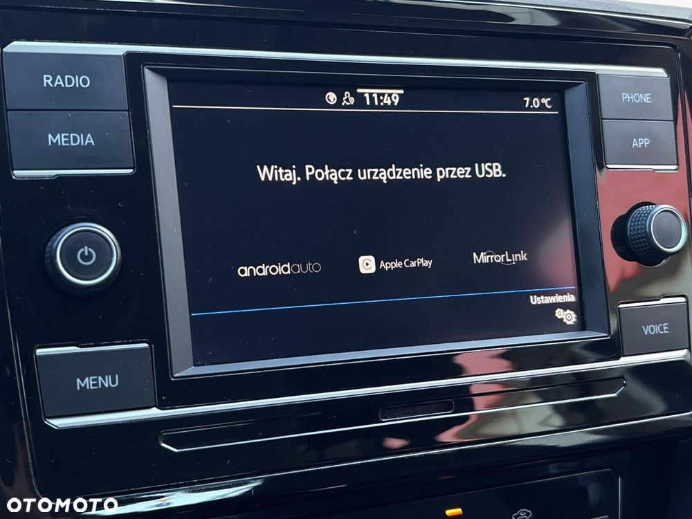 Volkswagen Passat - 29
