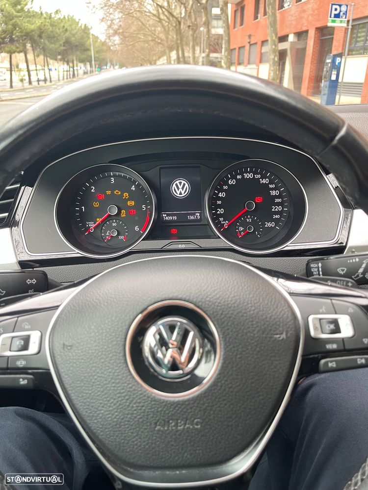 VW Passat Variant 2.0 TDi Business Package DSG - 9