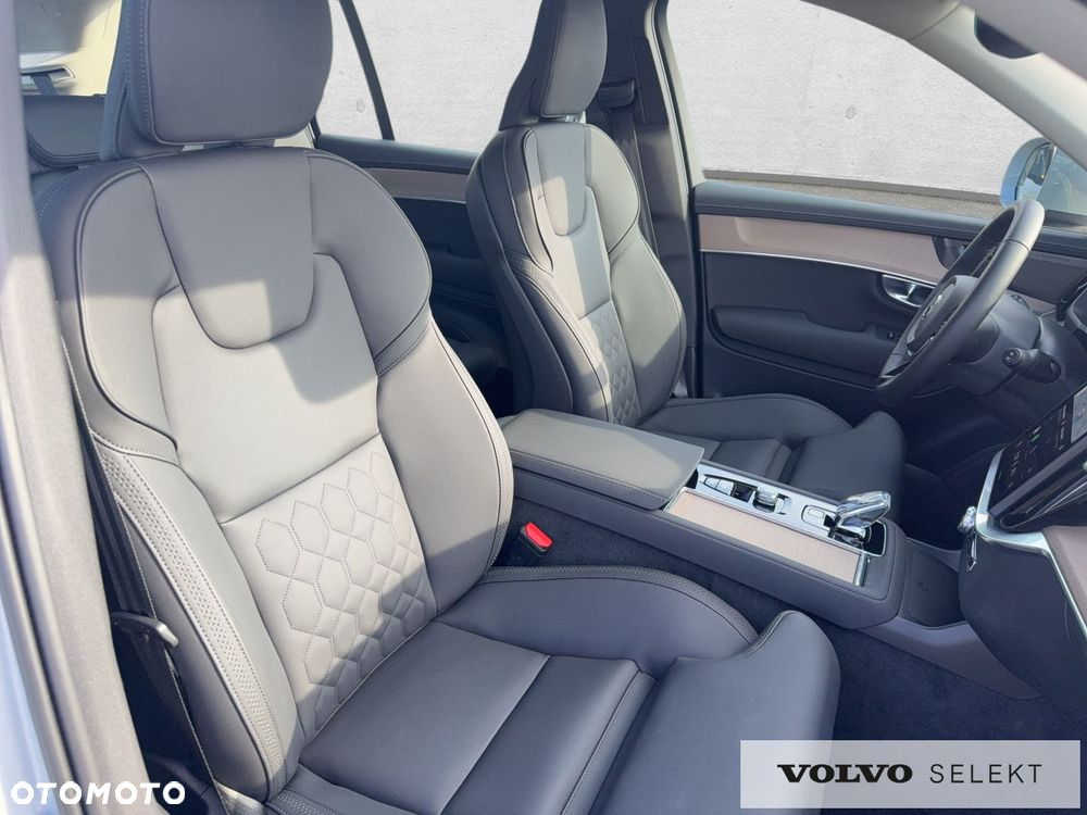 Volvo XC 90 - 26