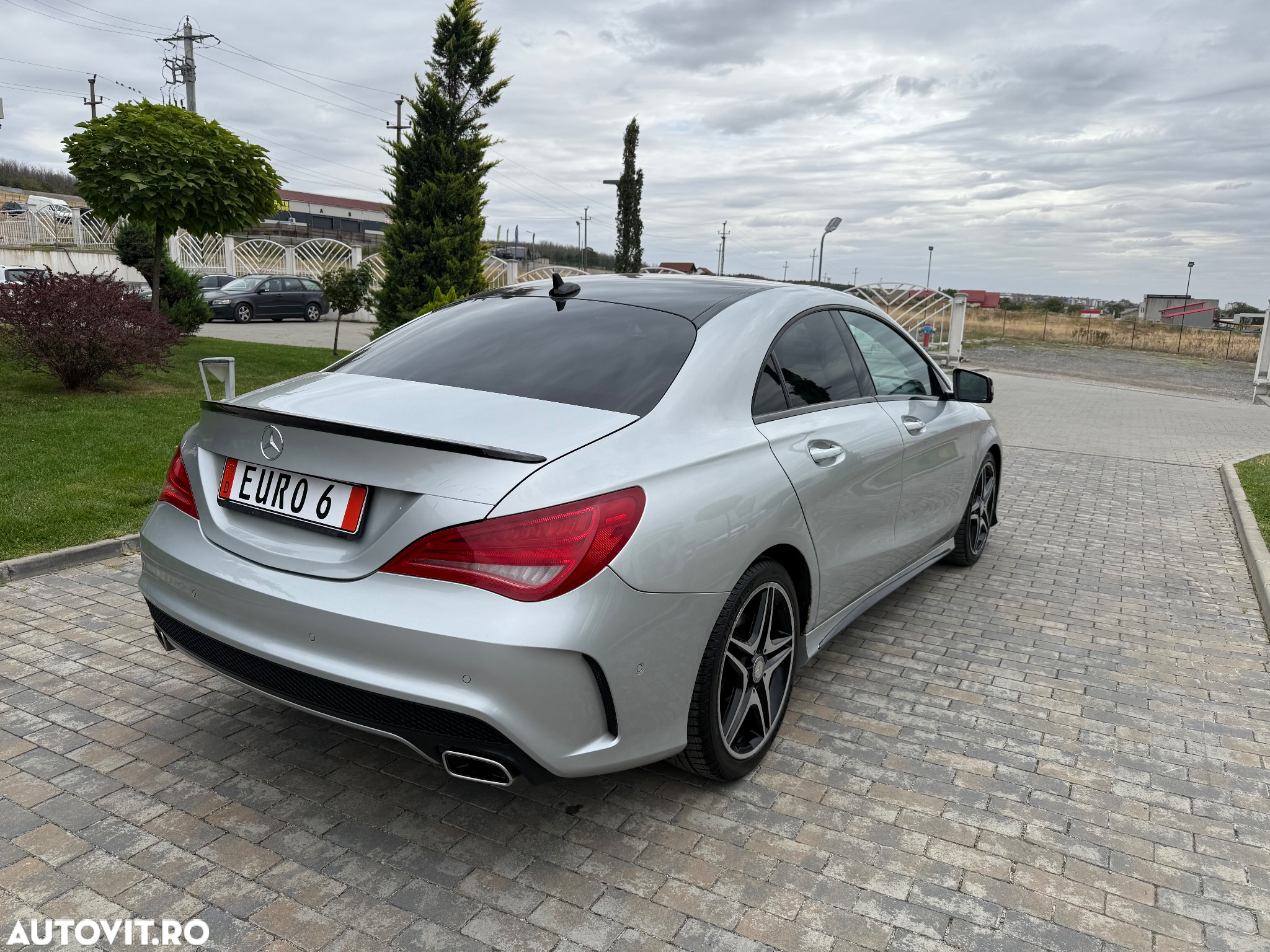 Mercedes-Benz CLA 180 7G-DCT AMG Line - 11