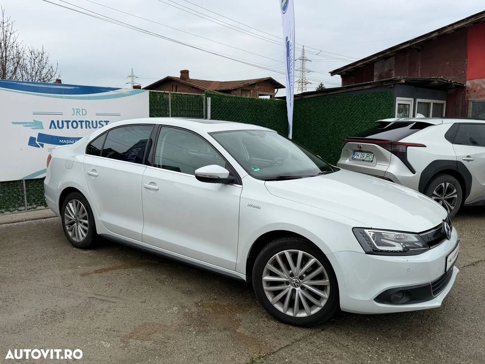 Volkswagen Jetta 1.4 DSG Highline - 2