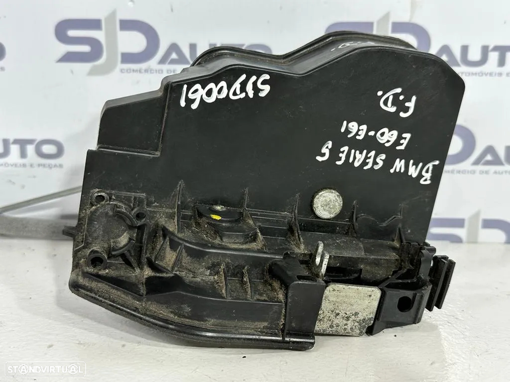 Fecho Frente Direito / Esquerdo - BMW Série 5 (E60 / E61) - 5