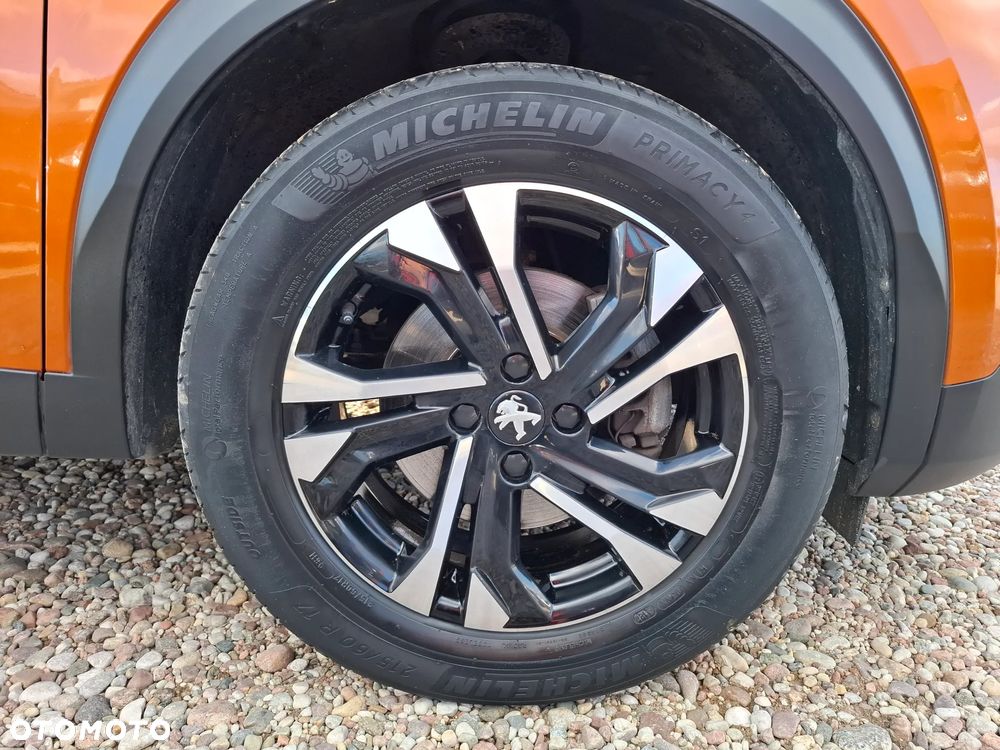 Peugeot 2008 1.5 BlueHDi Allure Pack S&S EAT8 - 5