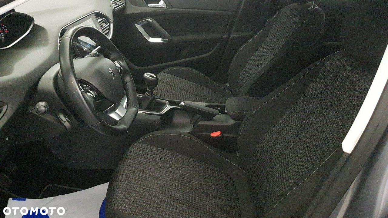 Peugeot 308 - 21