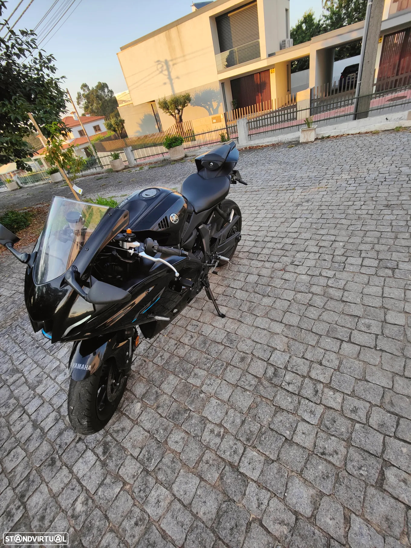 Yamaha YZF Full Power - 18