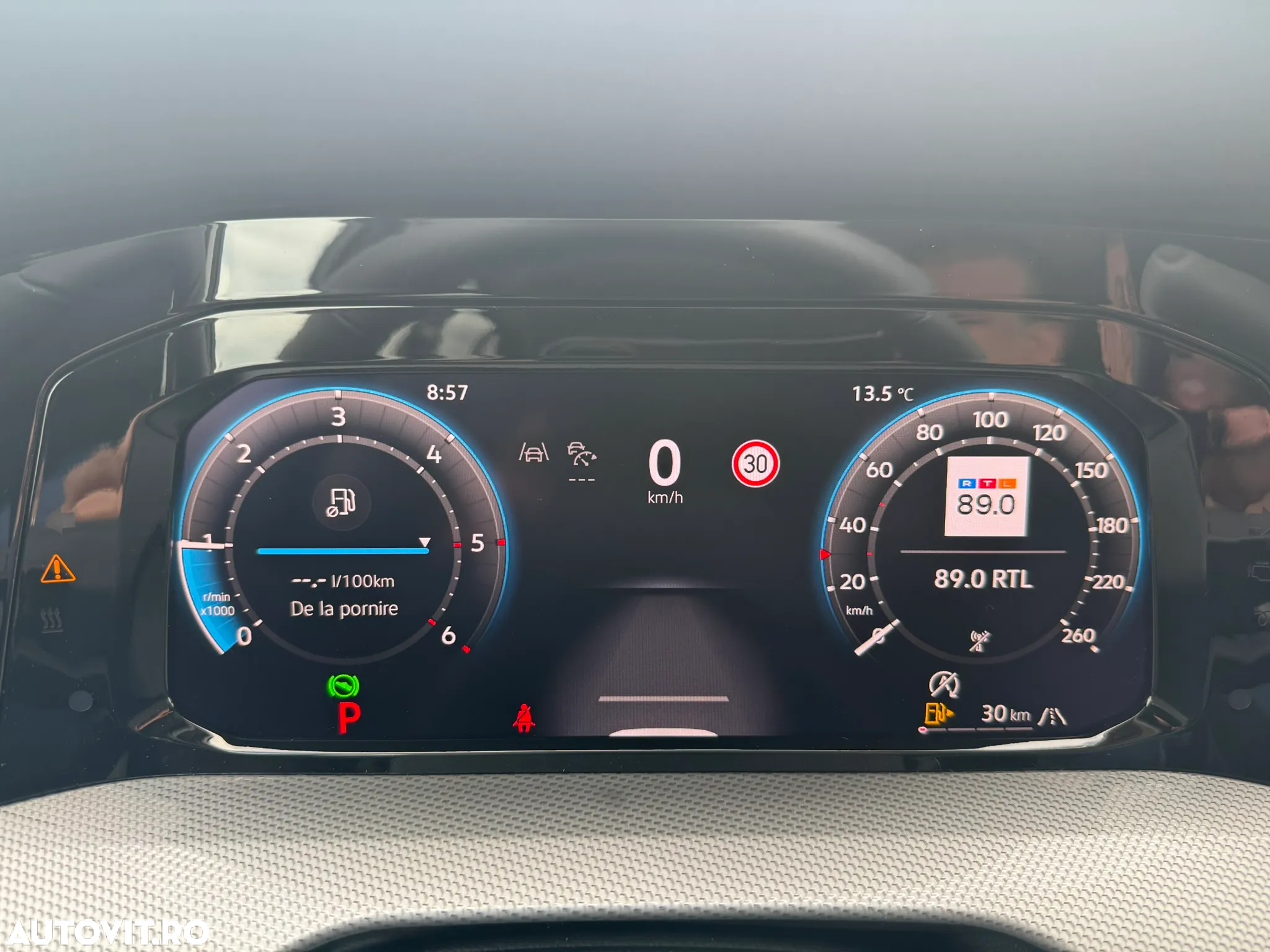 Volkswagen Golf 2.0 TDI DSG Style - 10
