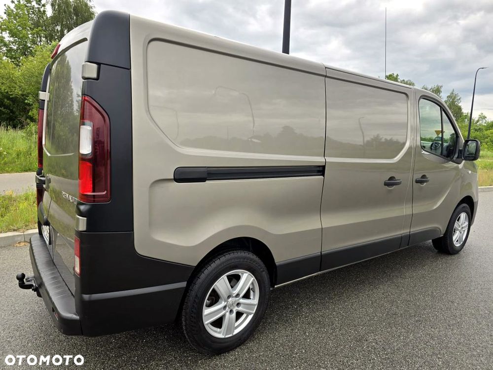 Renault Trafic - 10