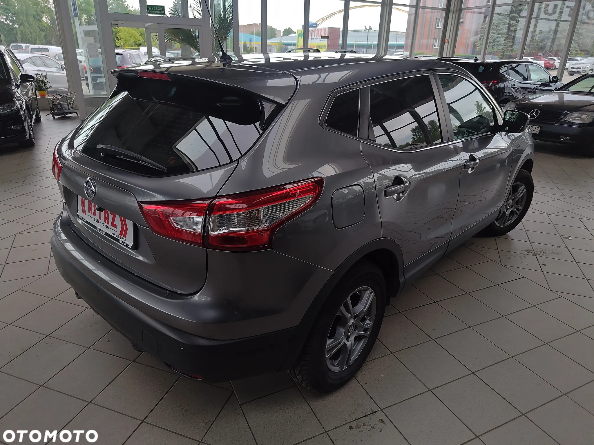 Nissan Qashqai 1.2 DIG-T Visia - 13