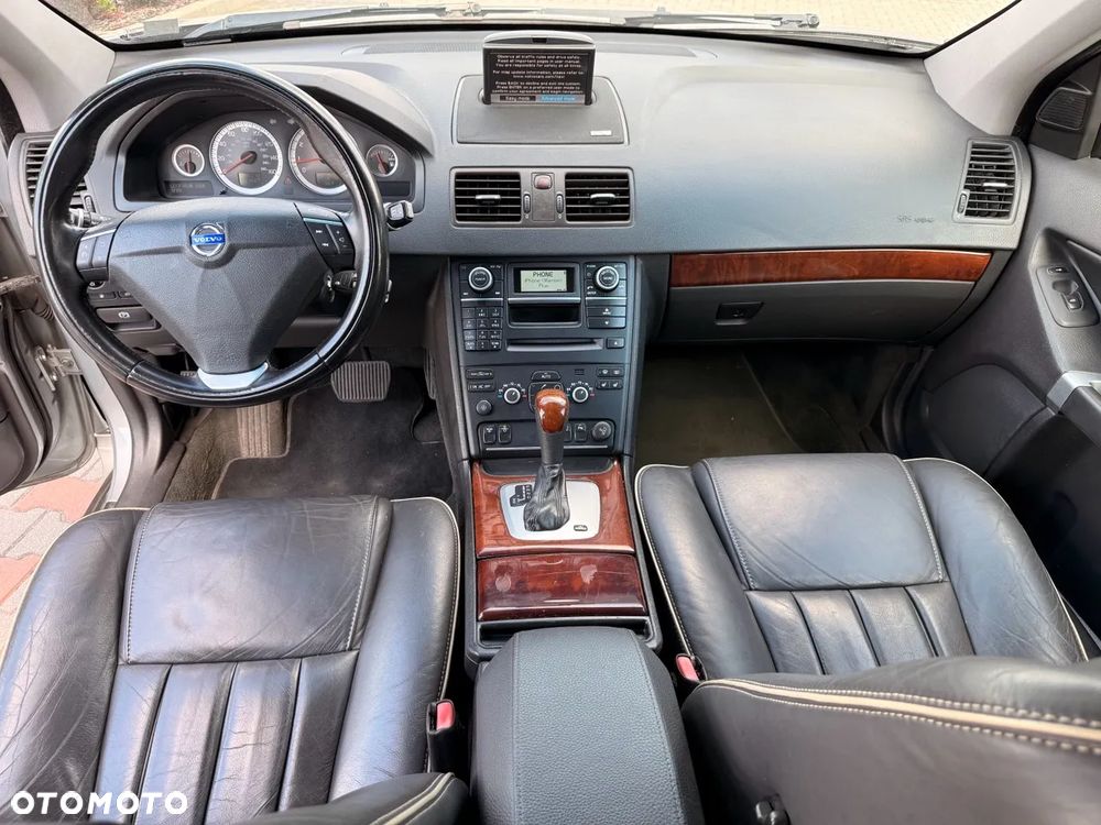 Volvo XC 90 - 23