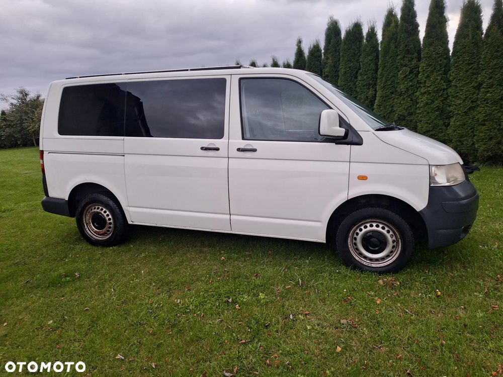 Volkswagen Transporter - 2