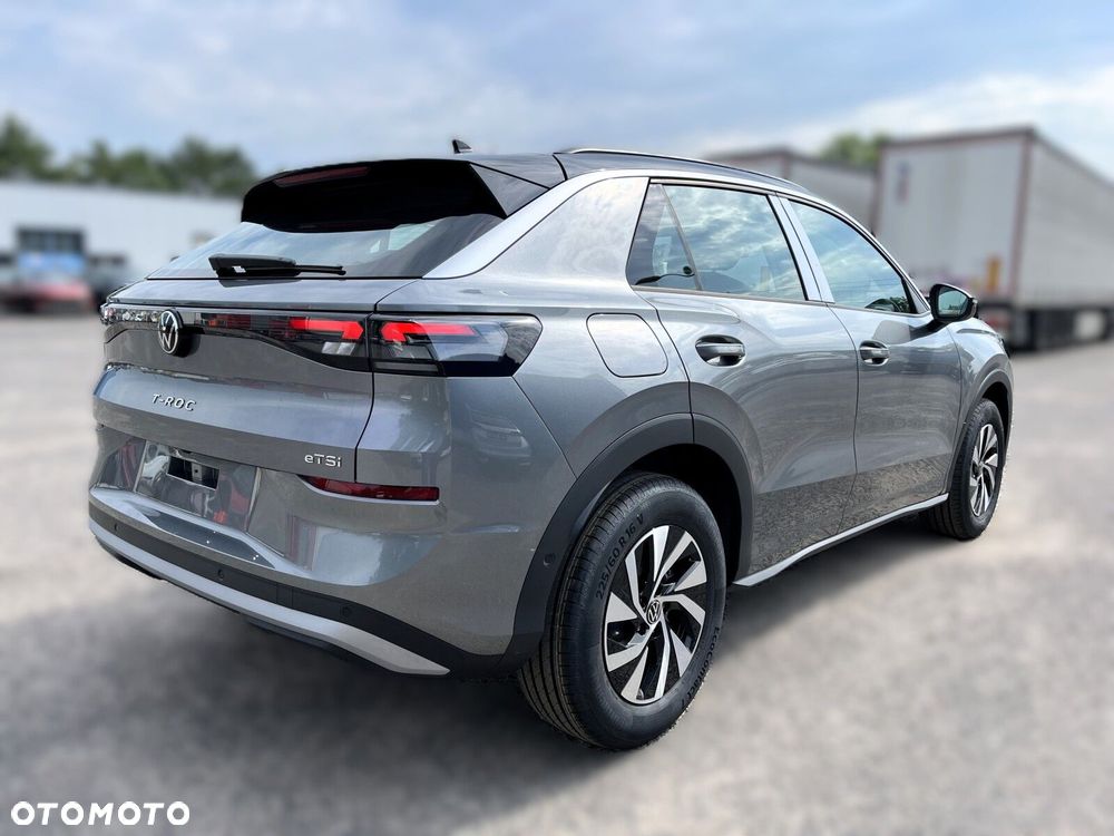 Volkswagen T-Roc 1.5 eTSI Life DSG - 29