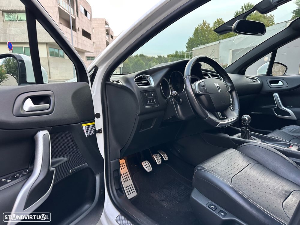 DS DS4 2.0 BlueHDi Sport Chic - 29
