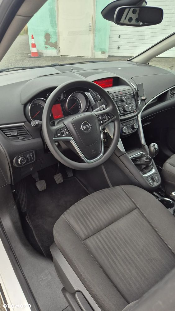 Opel Zafira 2.0 CDTI Cosmo - 8