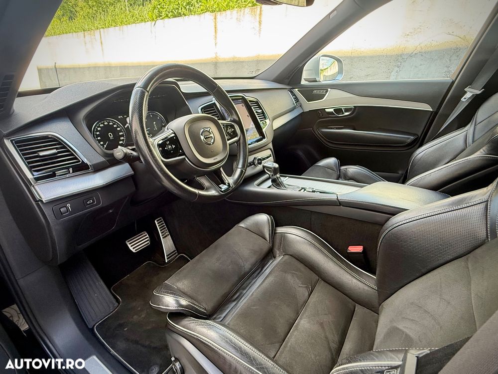 Volvo XC 90 D5 AWD Geartronic RDesign - 9
