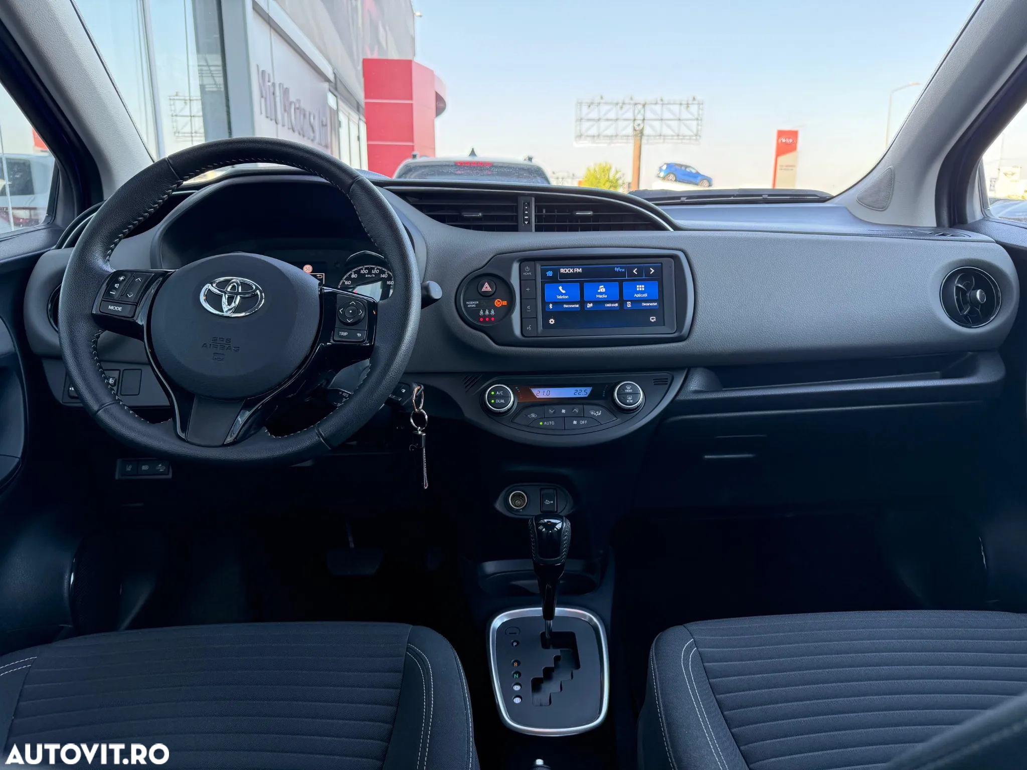 Toyota Yaris - 5