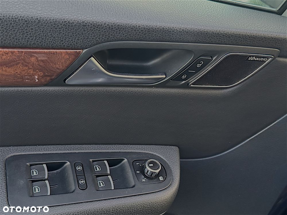 Volkswagen Sharan 2.0 TDI Exclusive Edition - 20