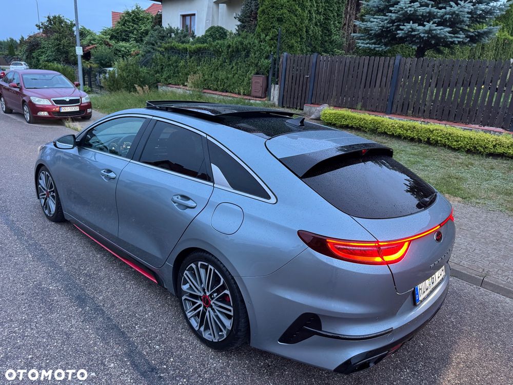 Kia ProCeed 1.6 T-GDI DCT7 OPF GT - 10