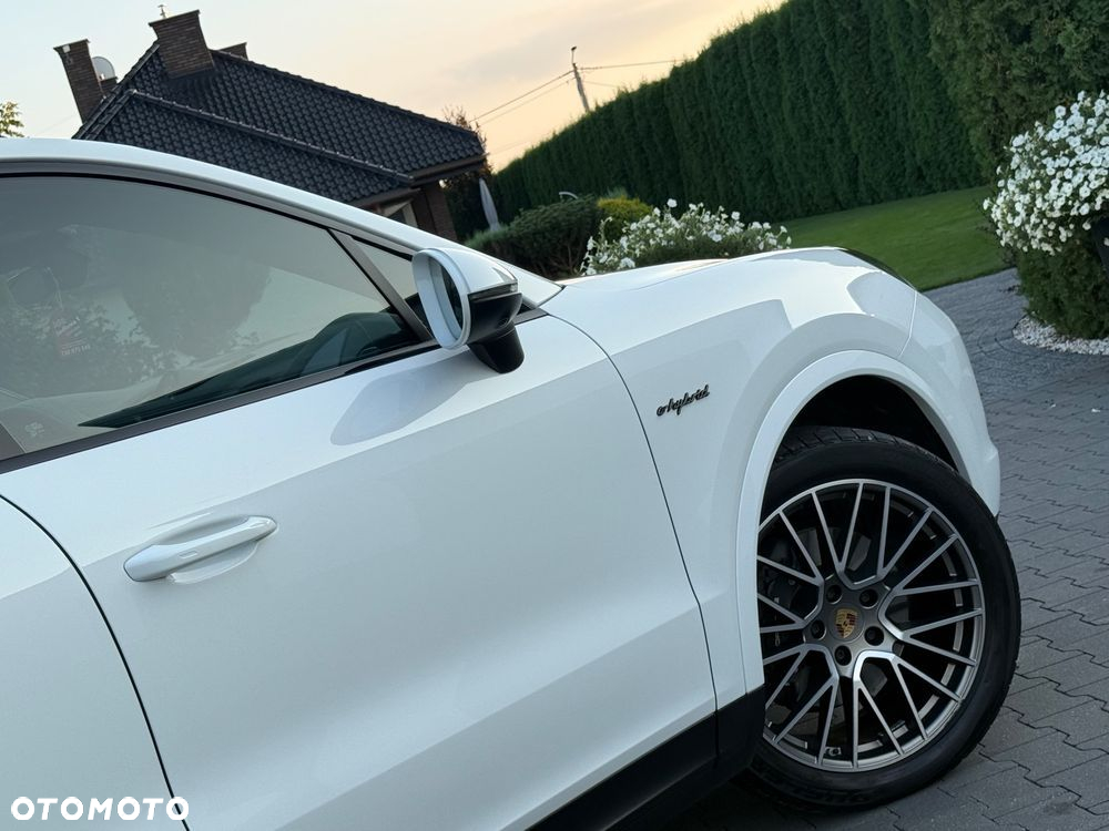 Porsche Cayenne Platinum Edition - 29