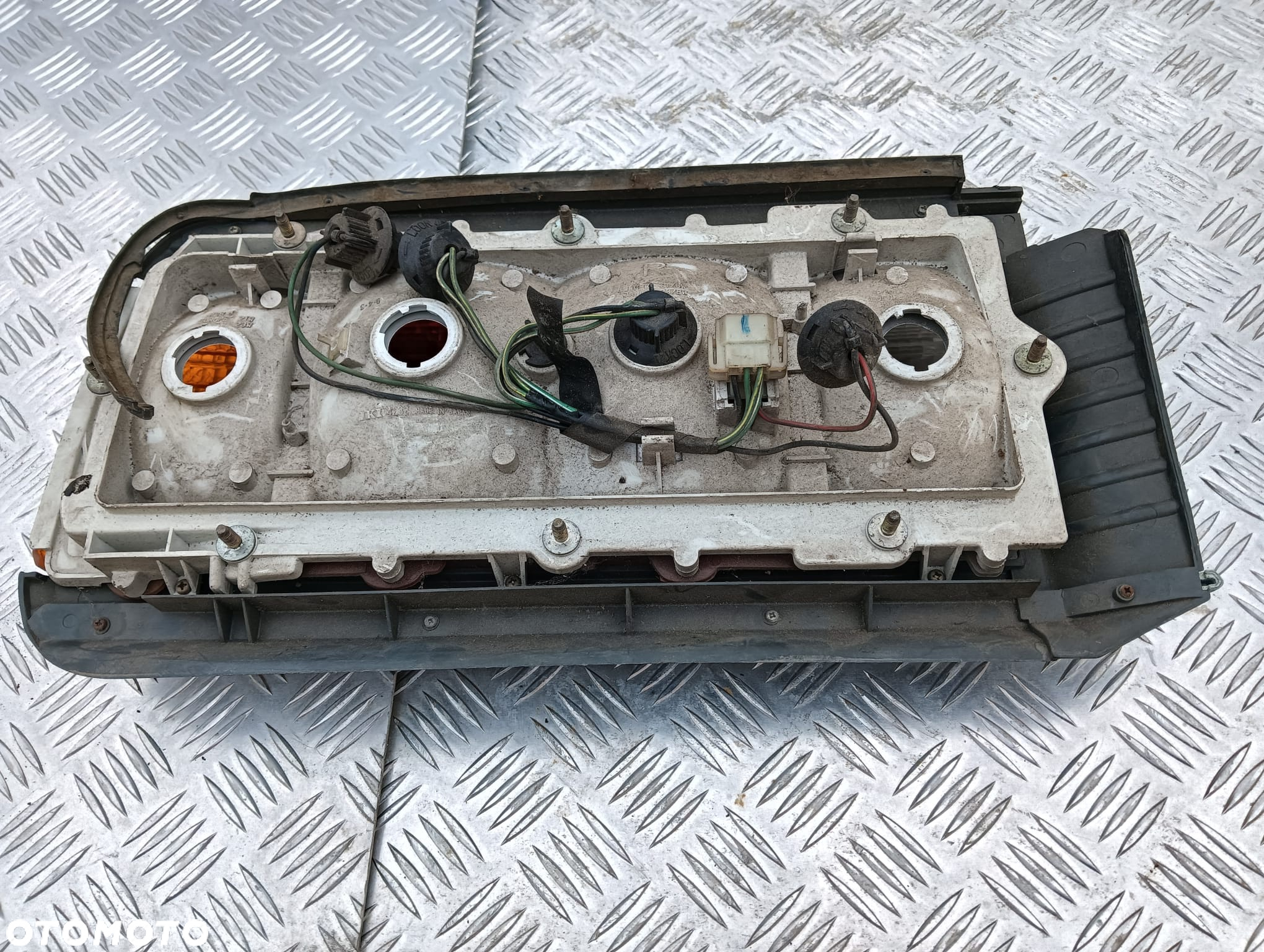 Lampa prawy tył Nissan Datsun Laurel C231/C230 200L/240L - 3