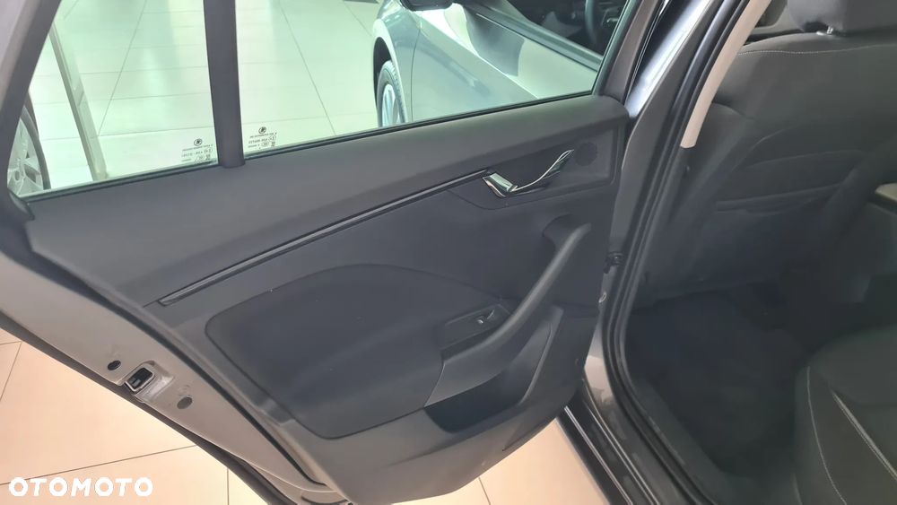 Skoda Scala 1.0 TSI Drive DSG - 11