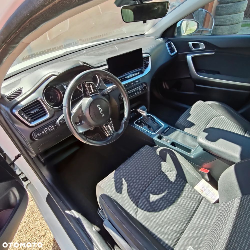 Kia Ceed 1.6 CRDi mHEV L DCT - 8