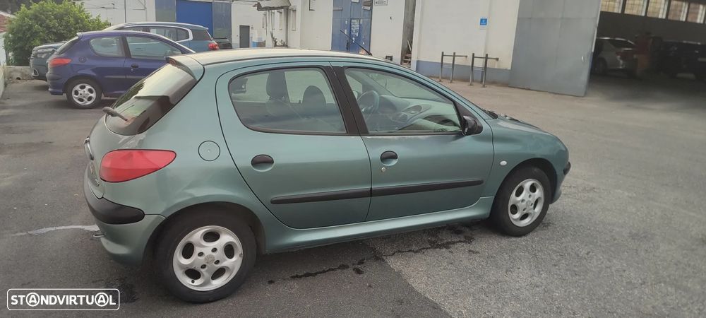 Peugeot 206 - 2