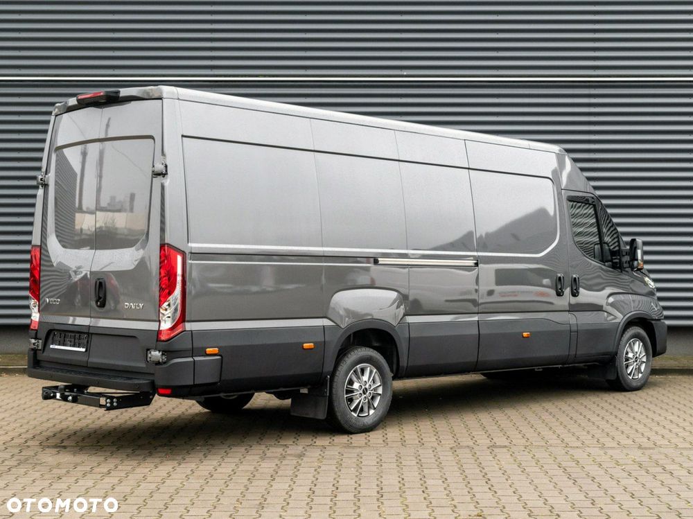 Iveco Daily 35S18A8H V - 2