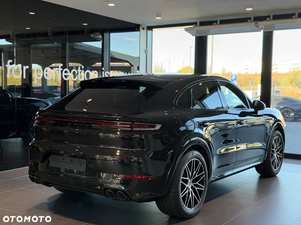 Porsche Cayenne E-Hybrid PHEV Black Edition - 5