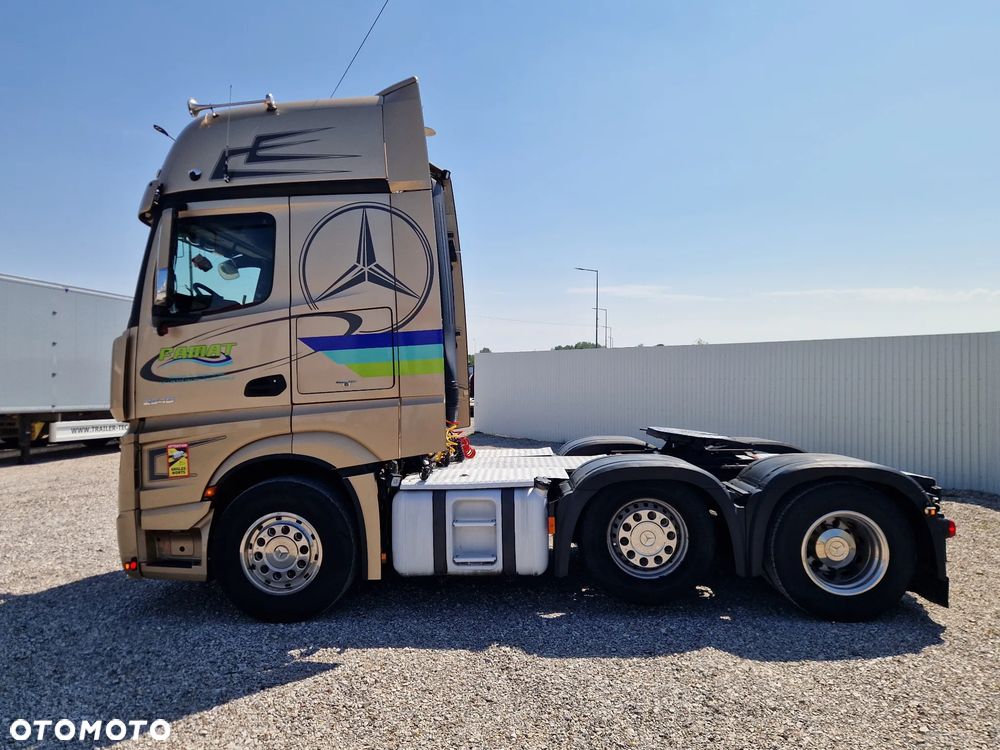 Mercedes-Benz Actros - 19
