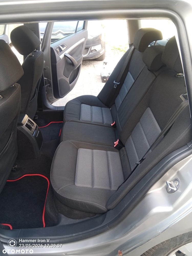 Skoda Octavia 1.6 Combi - 19