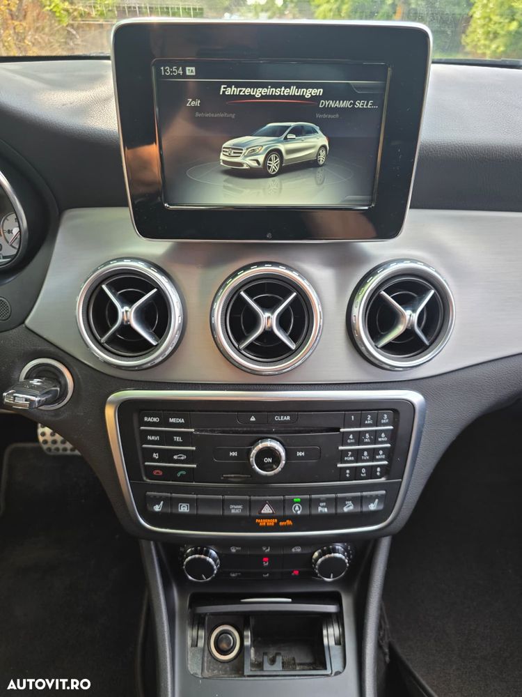 Mercedes-Benz GLA 200 d Aut. - 20