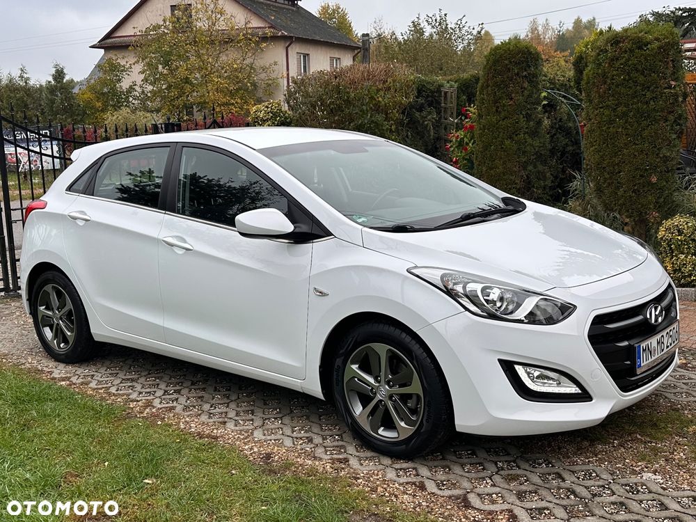 Hyundai i30 1.4 YES - 11