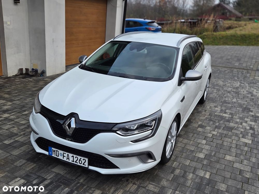 Renault Megane ENERGY TCe 205 EDC GT - 28