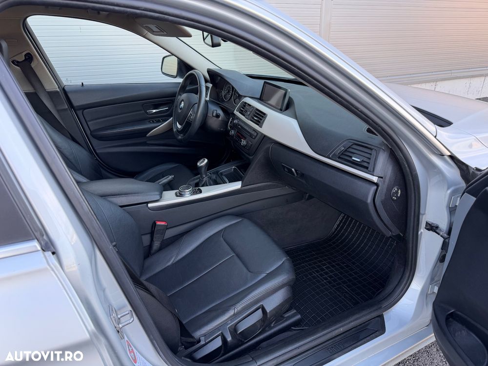 BMW Seria 3 318d Modern Line - 11