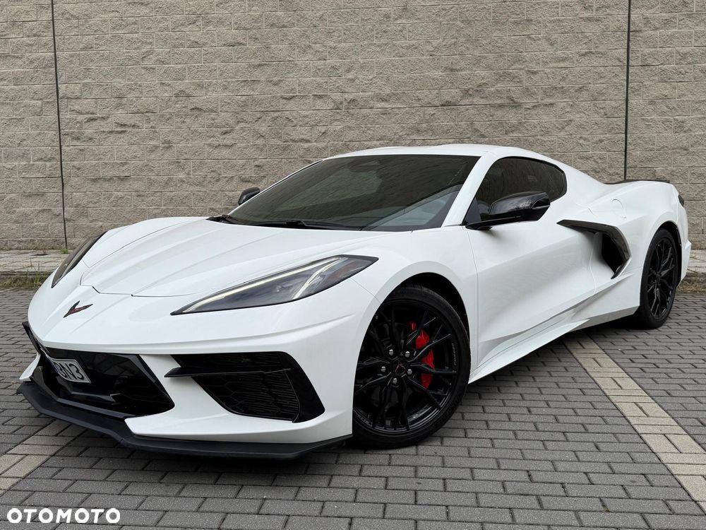 Chevrolet Corvette - 36