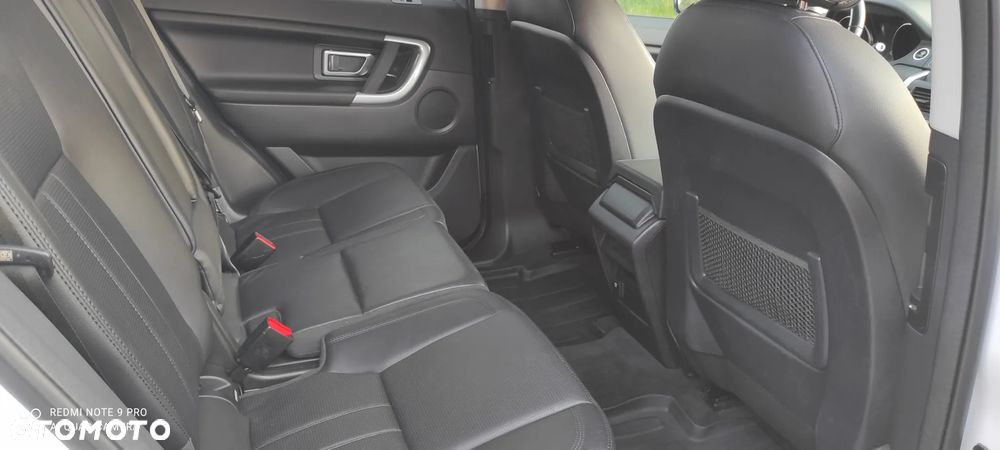 Land Rover Discovery Sport 2.0 TD4 HSE Luxury - 33