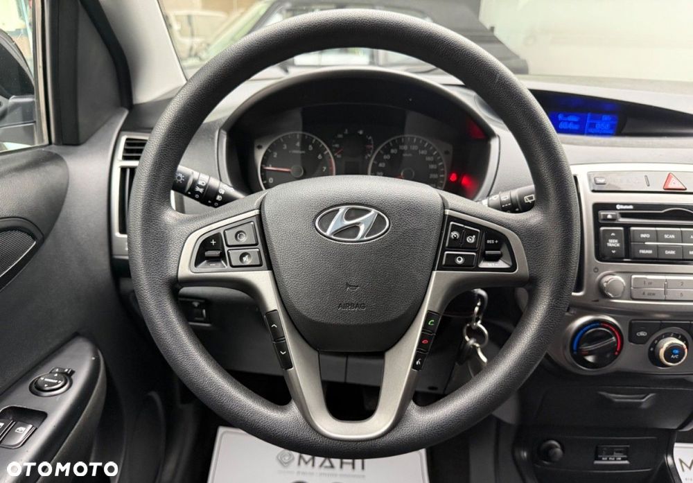Hyundai i20 - 22
