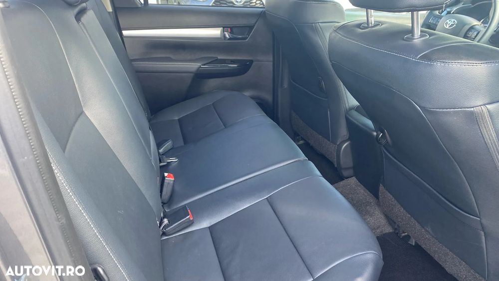 Toyota Hilux 2.4D 150CP 4x4 Double Cab AT Executive - 7