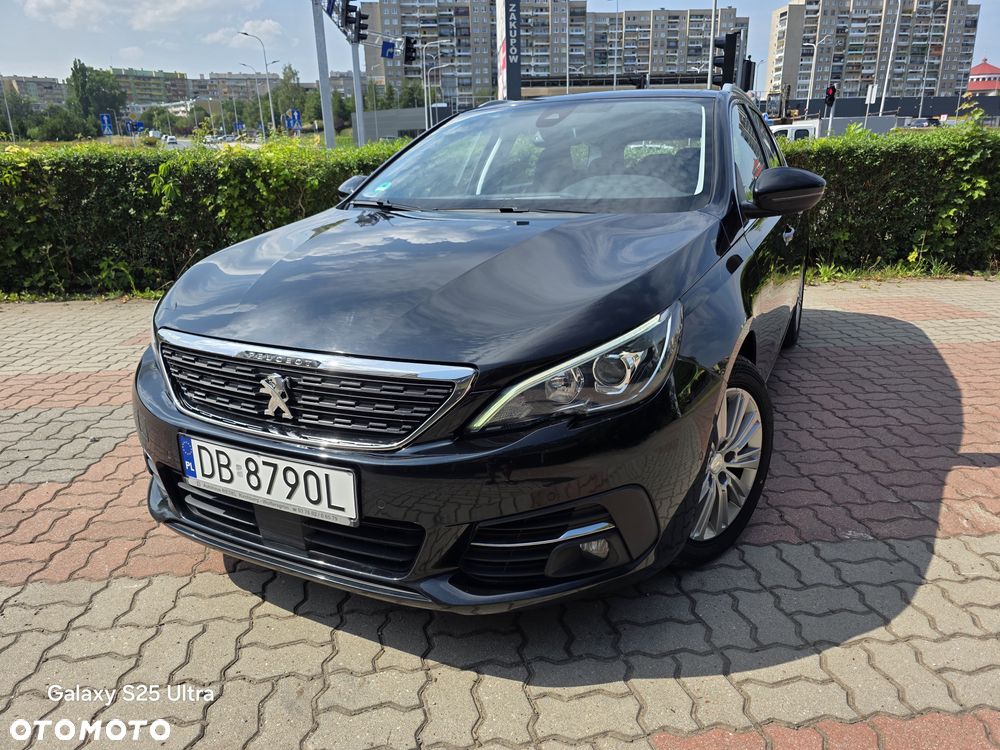 Peugeot 308 BlueHDi 130 Stop & Start Allure Pack - 32