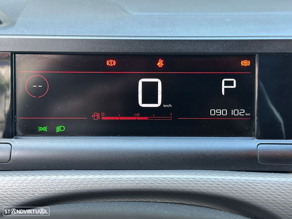 Citroën C4 Cactus 1.2 PureTech Shine EAT6 - 13