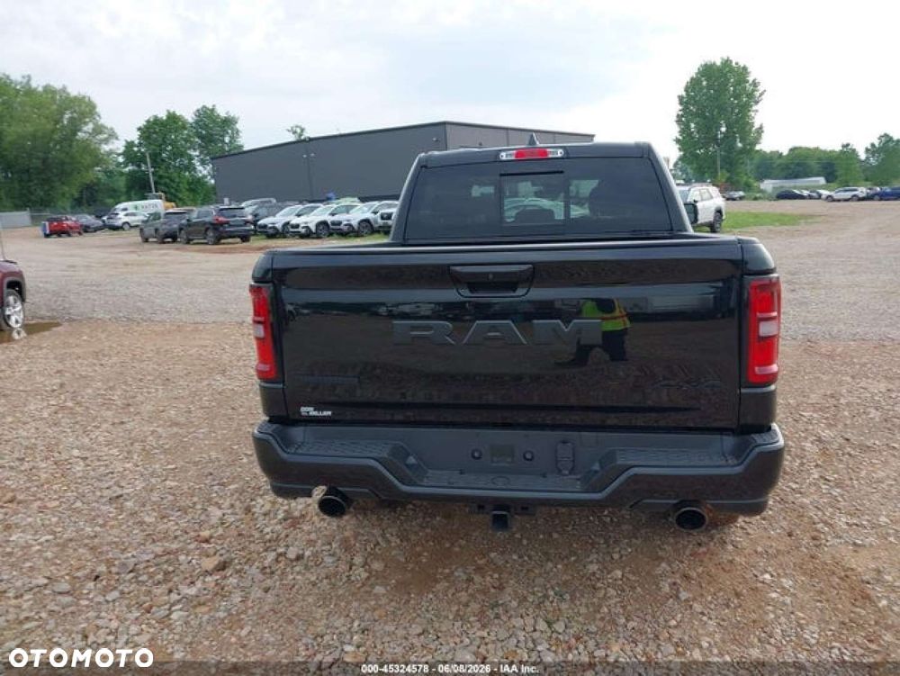 RAM 1500 - 4