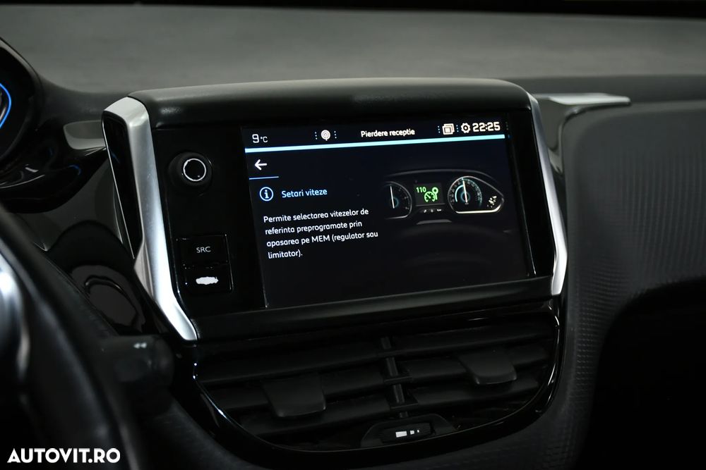 Peugeot 2008 PureTech 110 Stop&Start EAT6 Crossway - 21