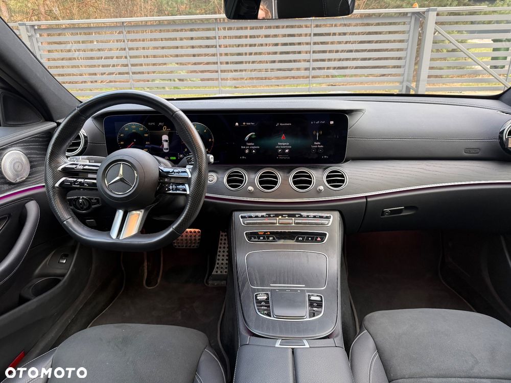 Mercedes-Benz Klasa E - 17