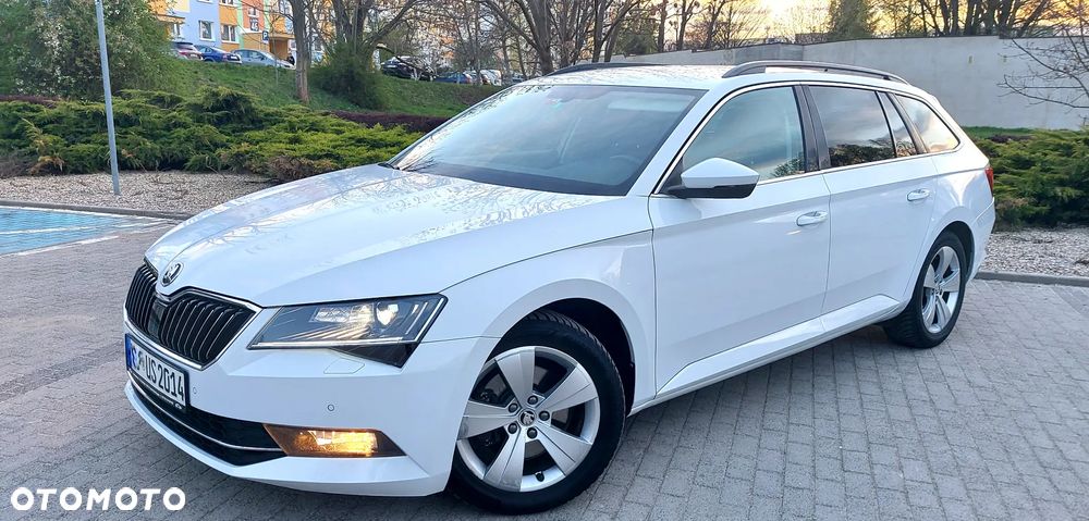 Skoda Superb 2.0 TDI Style - 10