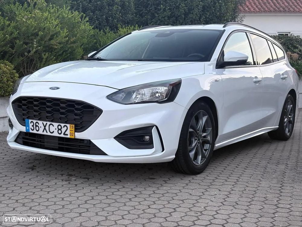 Ford Focus SW 1.0 EcoBoost ST-Line - 11
