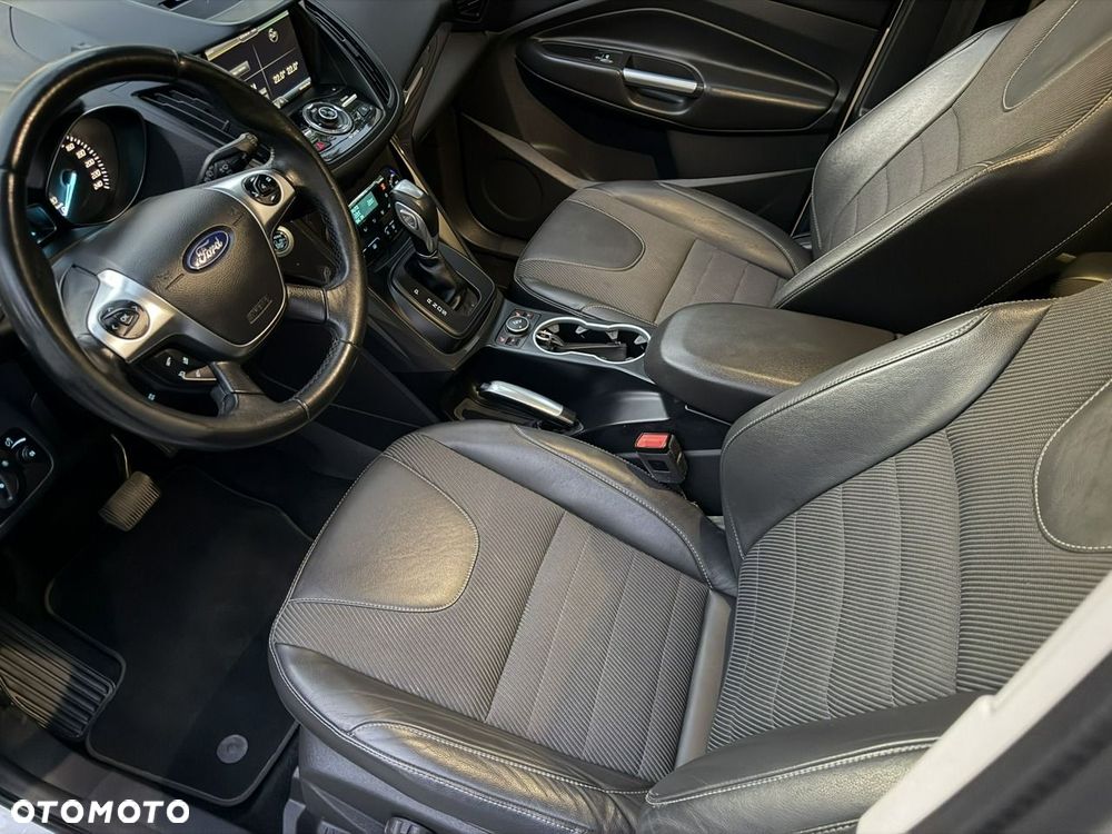 Ford Kuga - 20