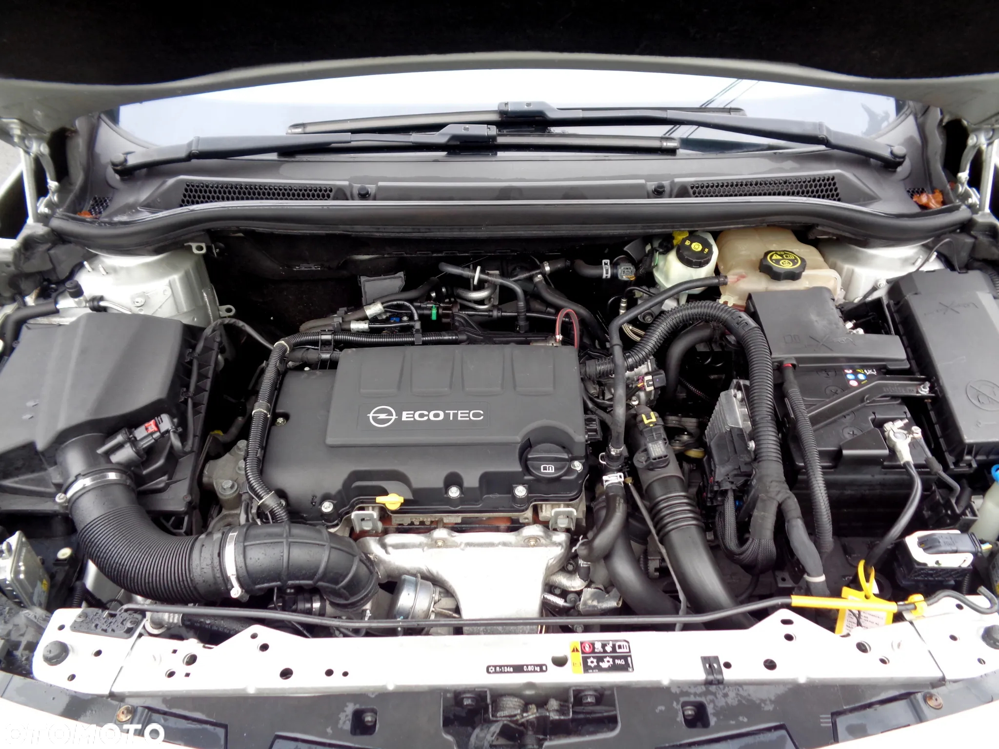 Opel Astra GTC 1.4 Turbo - 23